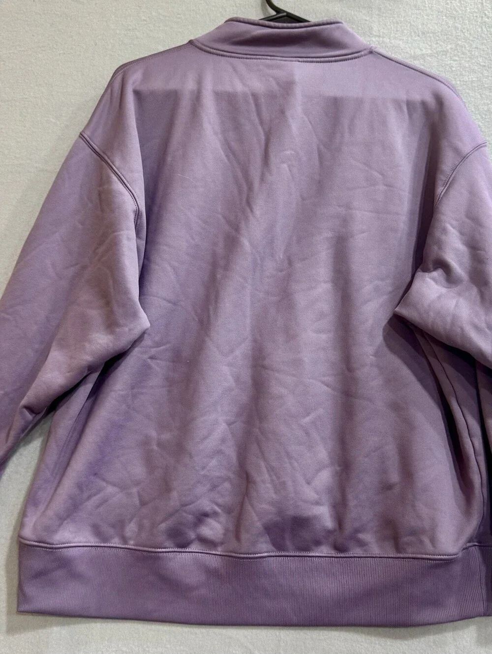 Nike Therma-FIT Women's Medium Purple 1/4 Zip Pullover Sweatshirt Pocket